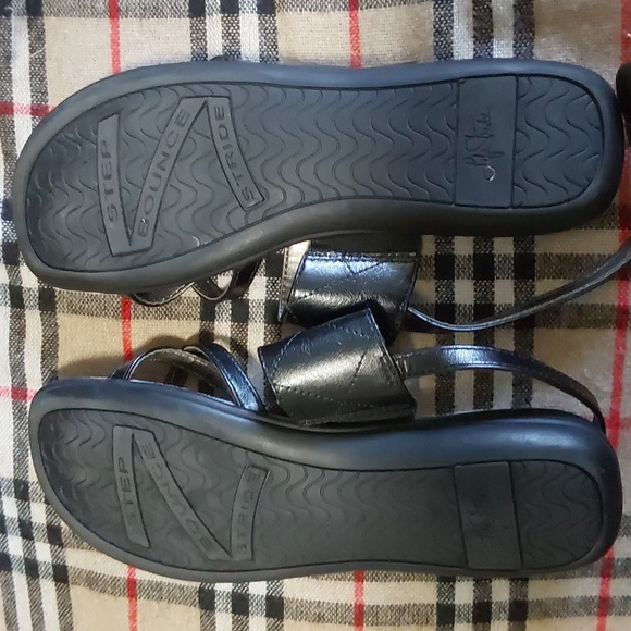 Life Stride black sandles 7.5M - Picture 4 of 5